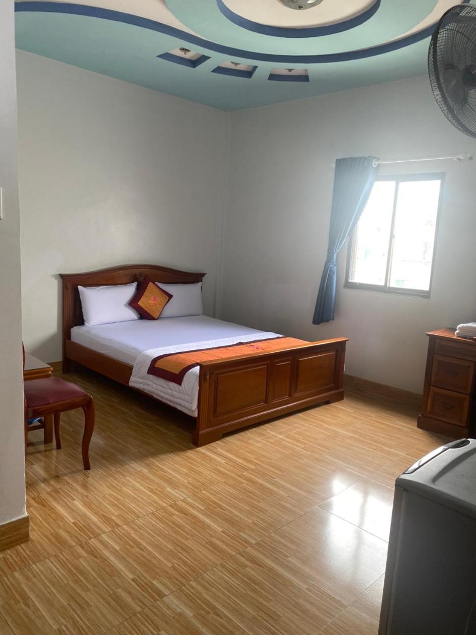 Khách Sạn Thanh Hồng Ciudad Ho Chi Minh  Exterior foto